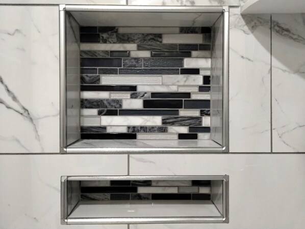 Interior - NEWLY REMODELED 2 BEDROOM DUPLEX (Chesapeake)