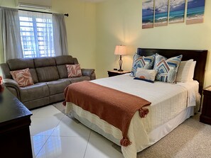 1 chambre, fer et planche Ă repasser, Wi-Fi gratuit, draps fournis