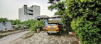 OYO 90268 Aliyah Syariah