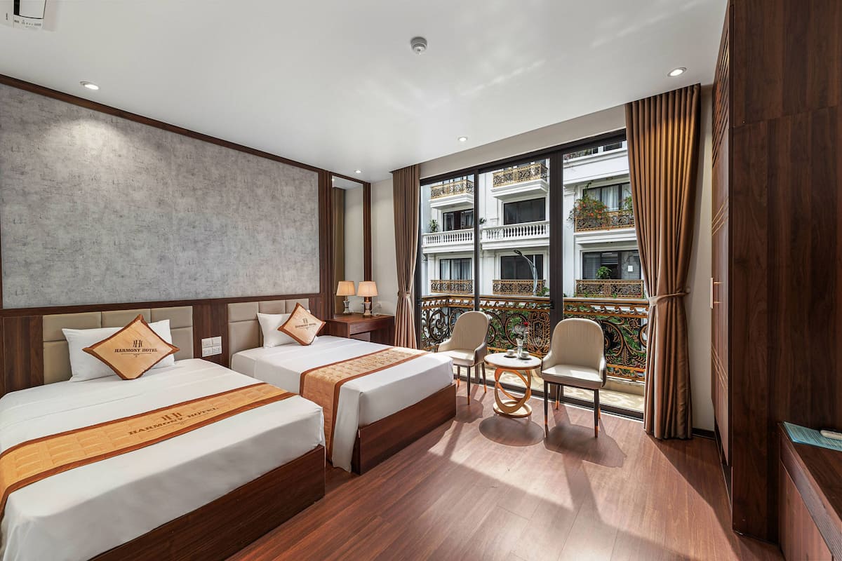 Luxury Twin Room, Balcony, City View | Premium bedding, down duvets, memory-foam beds, minibar