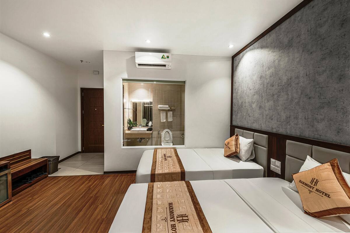ห้องดีลักซ์ดับเบิลหรือทวิน, วิวเมือง | เครื่องนอนระดับพรีเมียม, ผ้านวมขนเป็ด, เตียงเมมโมรีโฟม, มินิบาร์