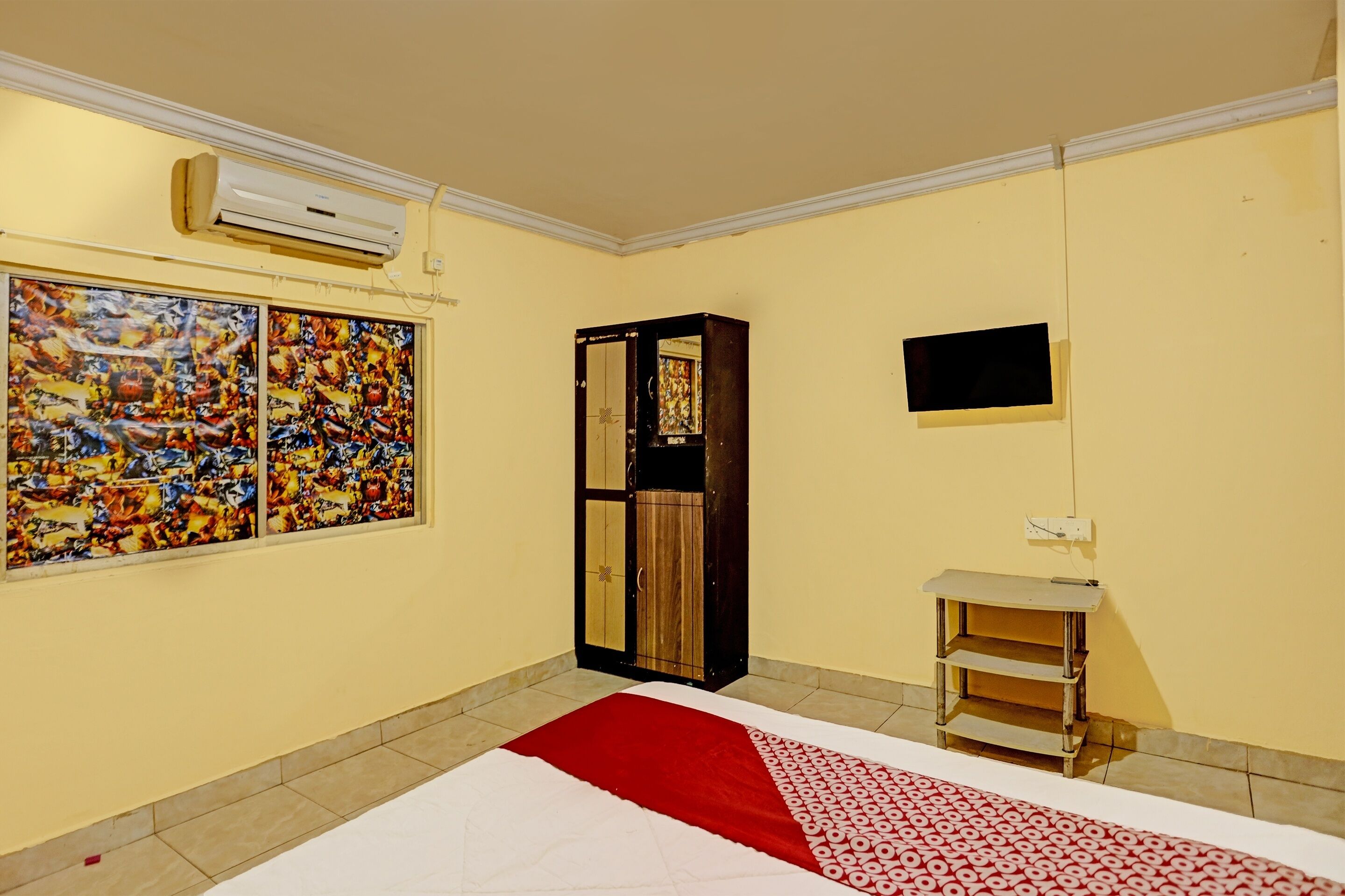 Standard Double Room | Laptop workspace, free WiFi, bed sheets