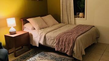 1 bedroom, iron/ironing board, WiFi, bed sheets