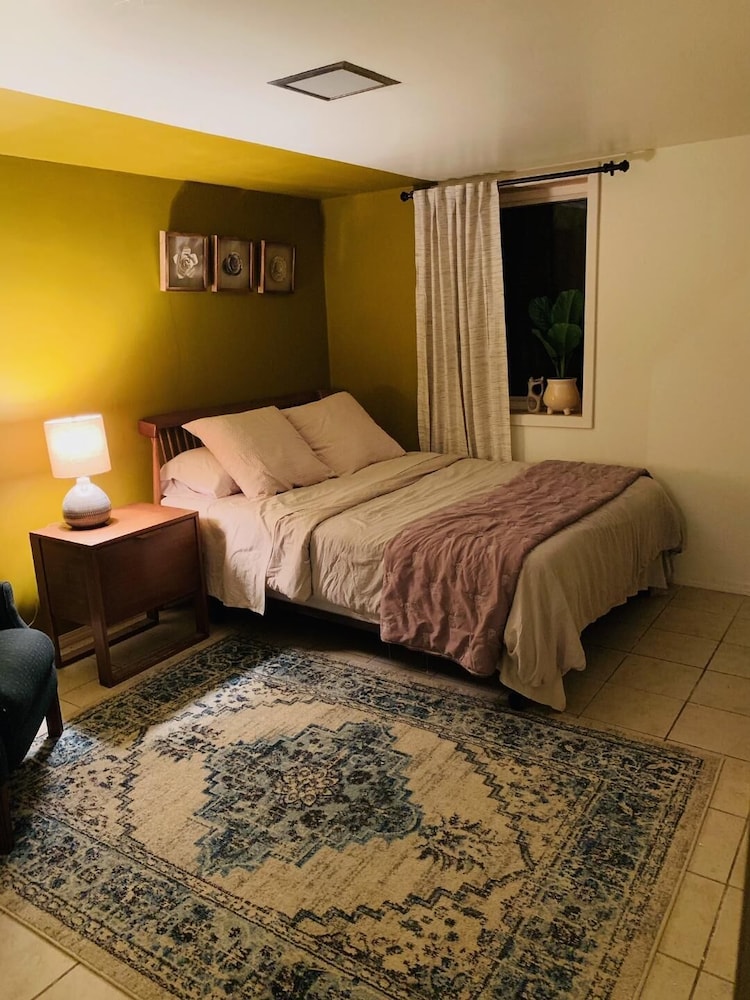 A cheerful 1bedroom and 1 bath residential unit. White Bear Lake Vrbo