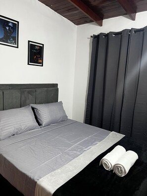 6 bedrooms, iron/ironing board, free WiFi, bed sheets
