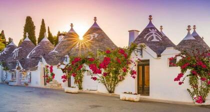 Casa Ojala' in the center of Alberobello, Alberobello, Italy