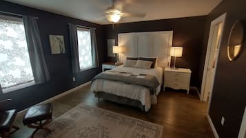 2 habitaciones, escritorio, tabla de planchar con plancha y wifi gratis