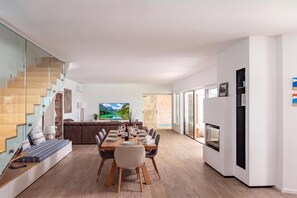 Living and dining room