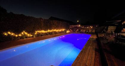 La Maison dâElodibiZađ”+Piscine: 45mn en đ de PARIS,10mn de Fontainebleauđ°!