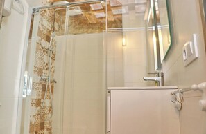 Bathroom - La Piedra Studio in Vejer (Vejer de la Fra)