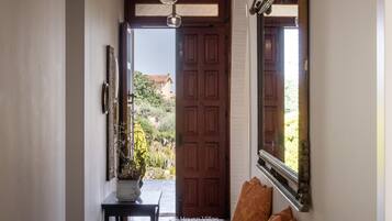 4 bedrooms