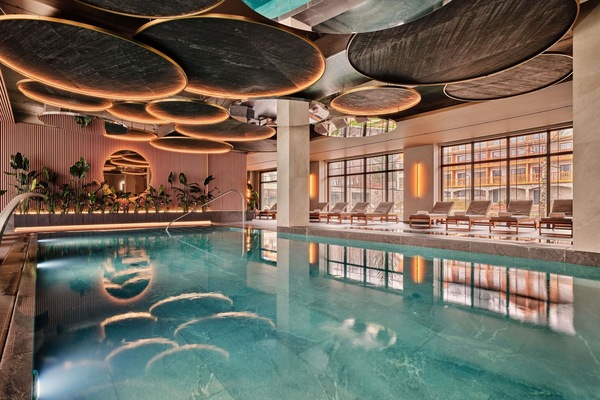 Indoor pool, outdoor pool