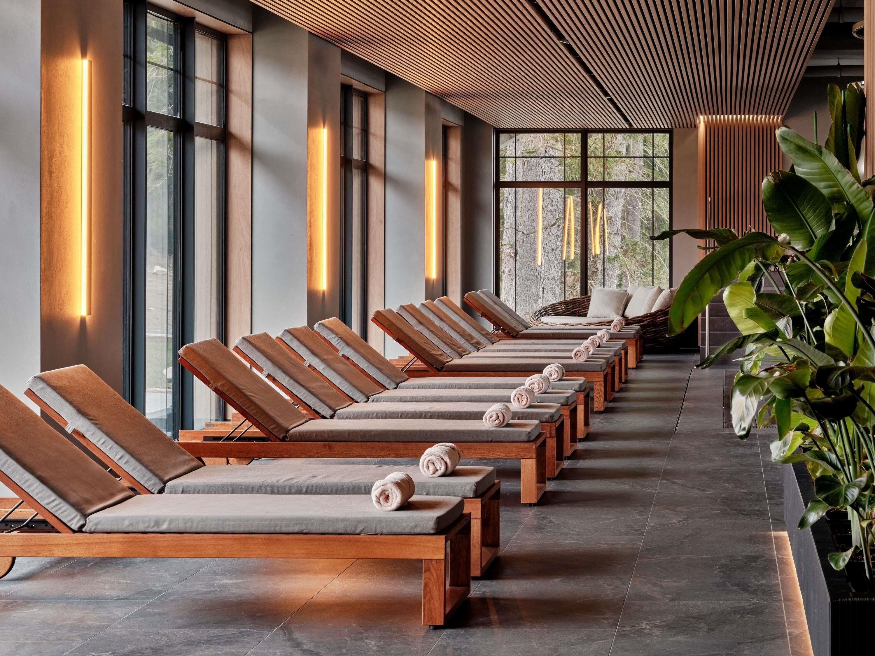 Indoor pool, outdoor pool