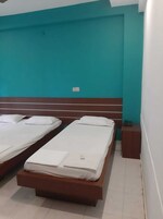 Desk, laptop workspace, free WiFi