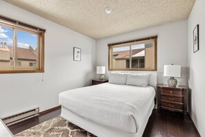 3 bedrooms, WiFi, bed sheets