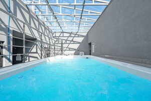 Royal Suite | Desk, free WiFi, bed sheets