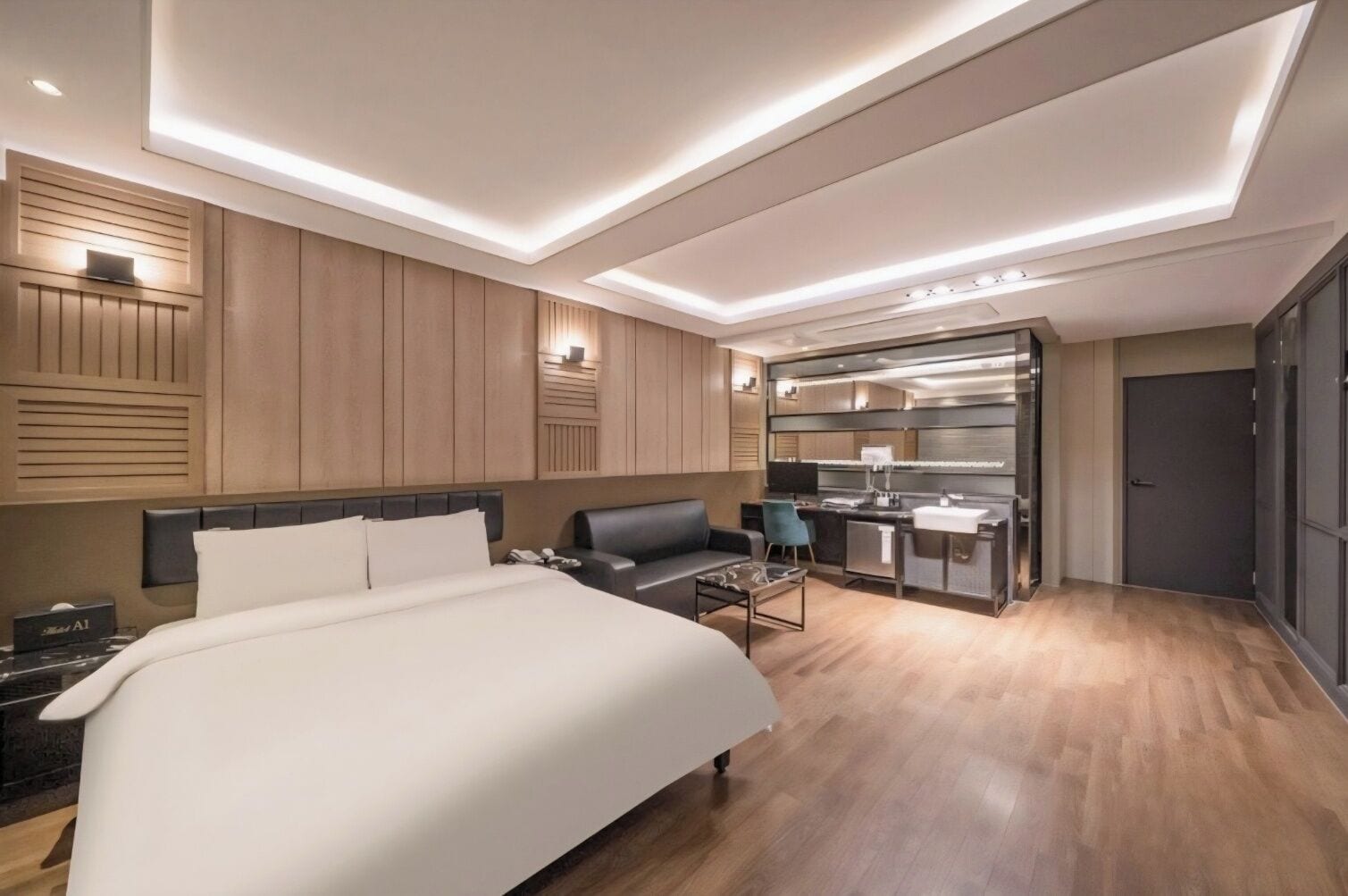 华丽双人房 | 办公桌、免费 WiFi、床单