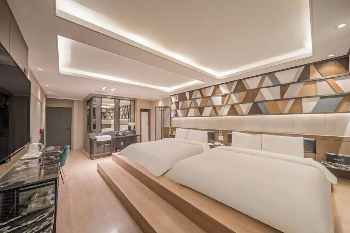 Desk, free WiFi, bed sheets