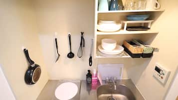City Studio, Non Smoking | Private kitchenette