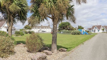 Cottage | Property grounds