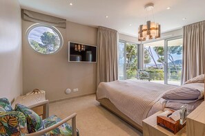 7 chambres, bureau, fer et planche à repasser, Wi-Fi