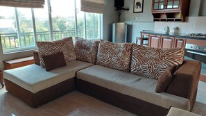Living area - Private apartment in Colombo 5 (Colombo)