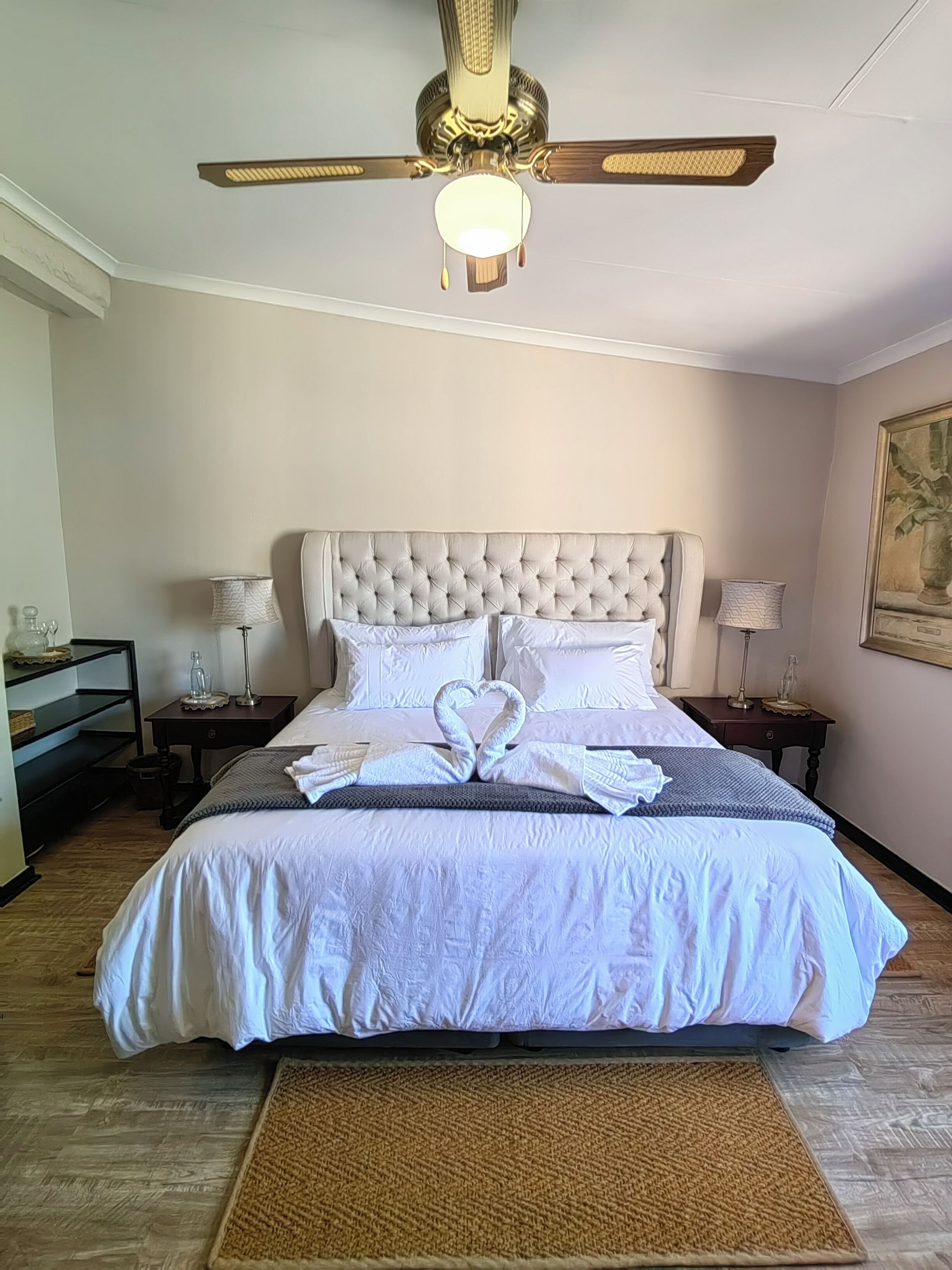 Luxury Suite | In-room safe, individually decorated, desk, laptop workspace