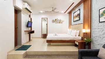 Deluxe Double Room | 1 bedroom, Egyptian cotton sheets, premium bedding, free WiFi