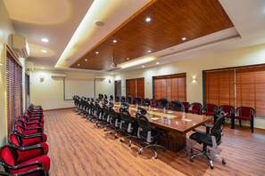 Restaurant - Visava Amusement Park & Resorts Panvel (Panvel)