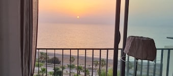 Holiday Home 'Duplex Jlc' with Sea View, Shared Pool and Air Conditioning