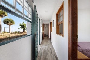 2 soverom, strykejern/-brett, wi-fi (inkludert) og sengetøy