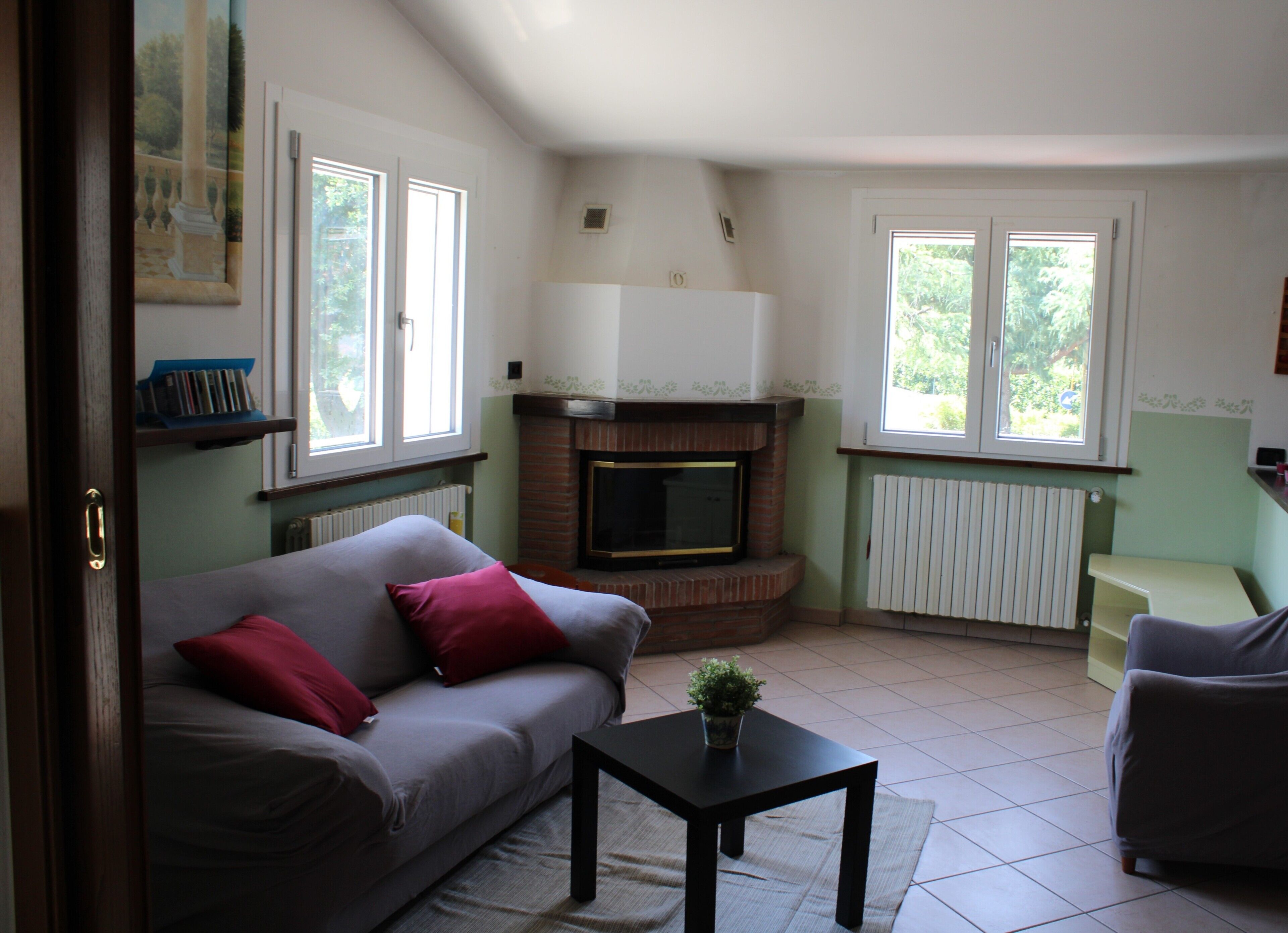 Télévision, chaîne hi-fi