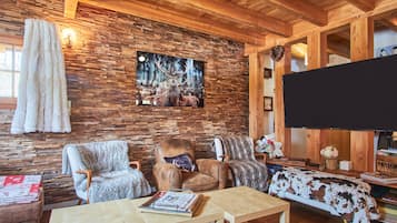 Fernseher, Kamin