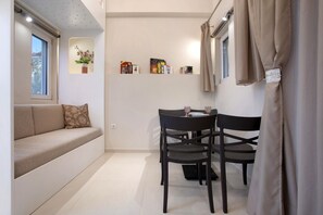 Dining - Holiday Apartment "Casa Doppia 3" with Sea View, Balcony & Wi-Fi (Zakynthos)