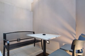 Outdoor dining - Holiday Apartment "Casa Doppia 3" with Sea View, Balcony & Wi-Fi (Zakynthos)