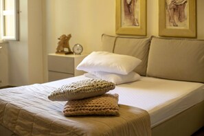 1 bedroom, WiFi, bed sheets - Apartment 'San Marco' (Pisogne)