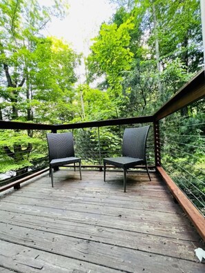 Terrace/patio - Stratton Mountain Home - Hot Tub, Fire Pit & Game Loft (Jamaica)