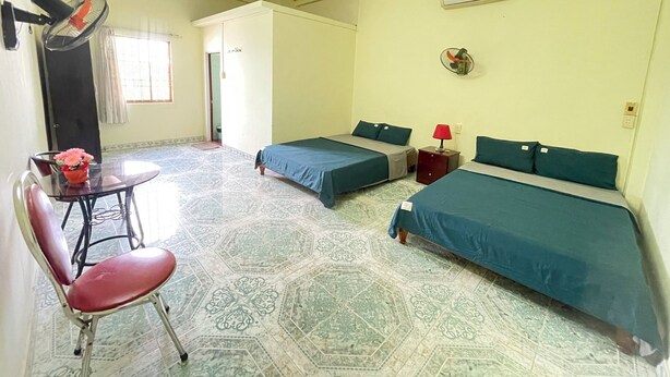 Standard Quadruple Room | Room amenity - Sai Gon Cafe Hotel Tan Anh Tuan (Phu Quoc)