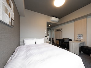 Double Room, Non Smoking | Desk, iron/ironing board, free WiFi - Hotel Route Inn Kyoto Kameoka Ekimae (Kameoka)