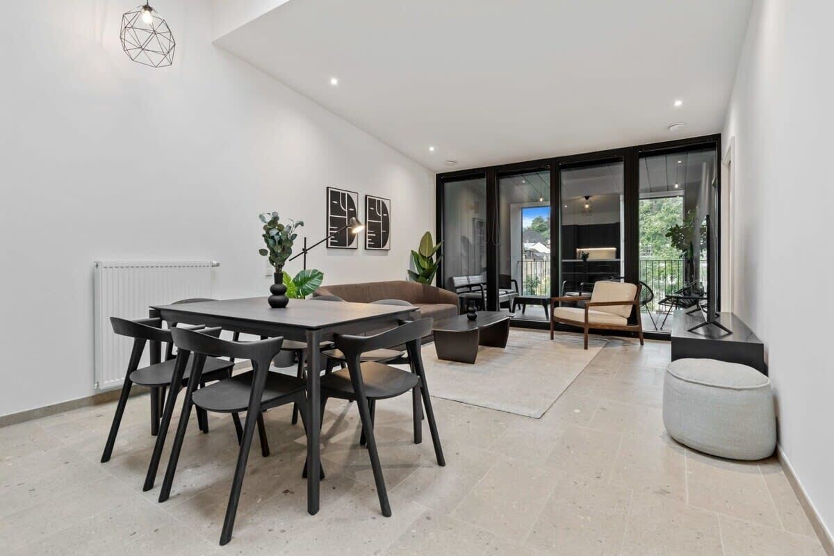Elegant 2br In Clausen With Balcony Views - Luxembourg