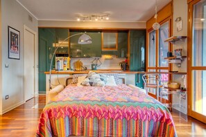 1 bedroom, iron/ironing board