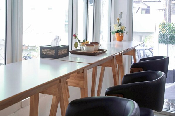 Restaurant - RQ Phuket Patong Beach by Collection O (Patong)