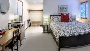 1 多间卧室、办公桌、熨斗/熨衣板、WiFi