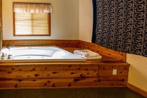 Uklassifisert bilde, 4 av 6, knapp