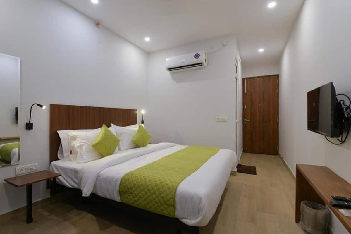 1 habitación, escritorio, wifi gratis y ropa de cama