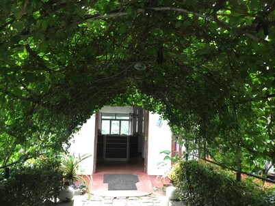 Diyaluma Falls INN