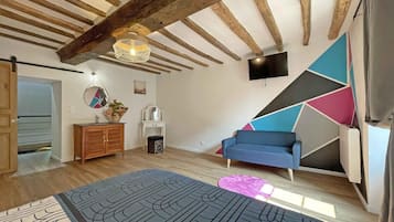 2 bedrooms, free WiFi