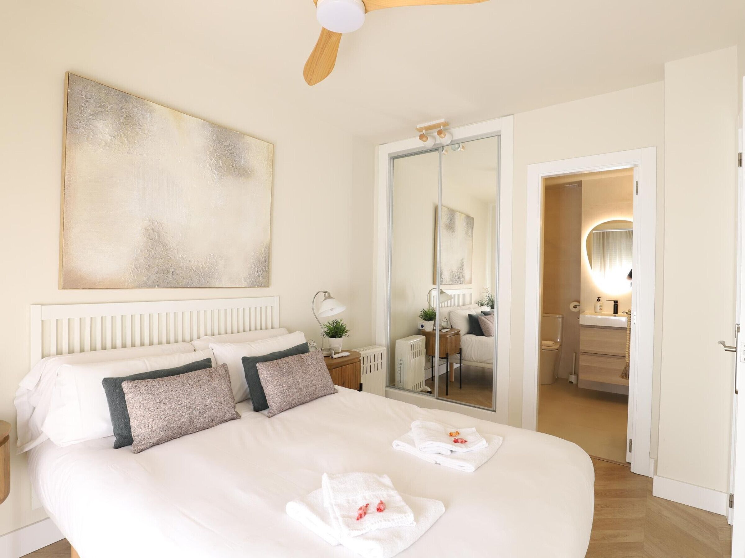 1 camera, Wi-Fi gratuito