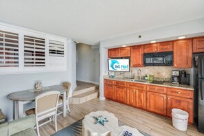 Bright Living Space with Relaxing Views 🌊
 - New Remodeled Oceanfront, Beach Cove  Direct Views (North Myrtle Beach)