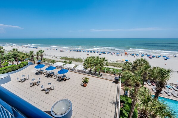 On the beach - Nice Oceanfront 1BR with Heated Pools, Coral Beach (Myrtle Beach)